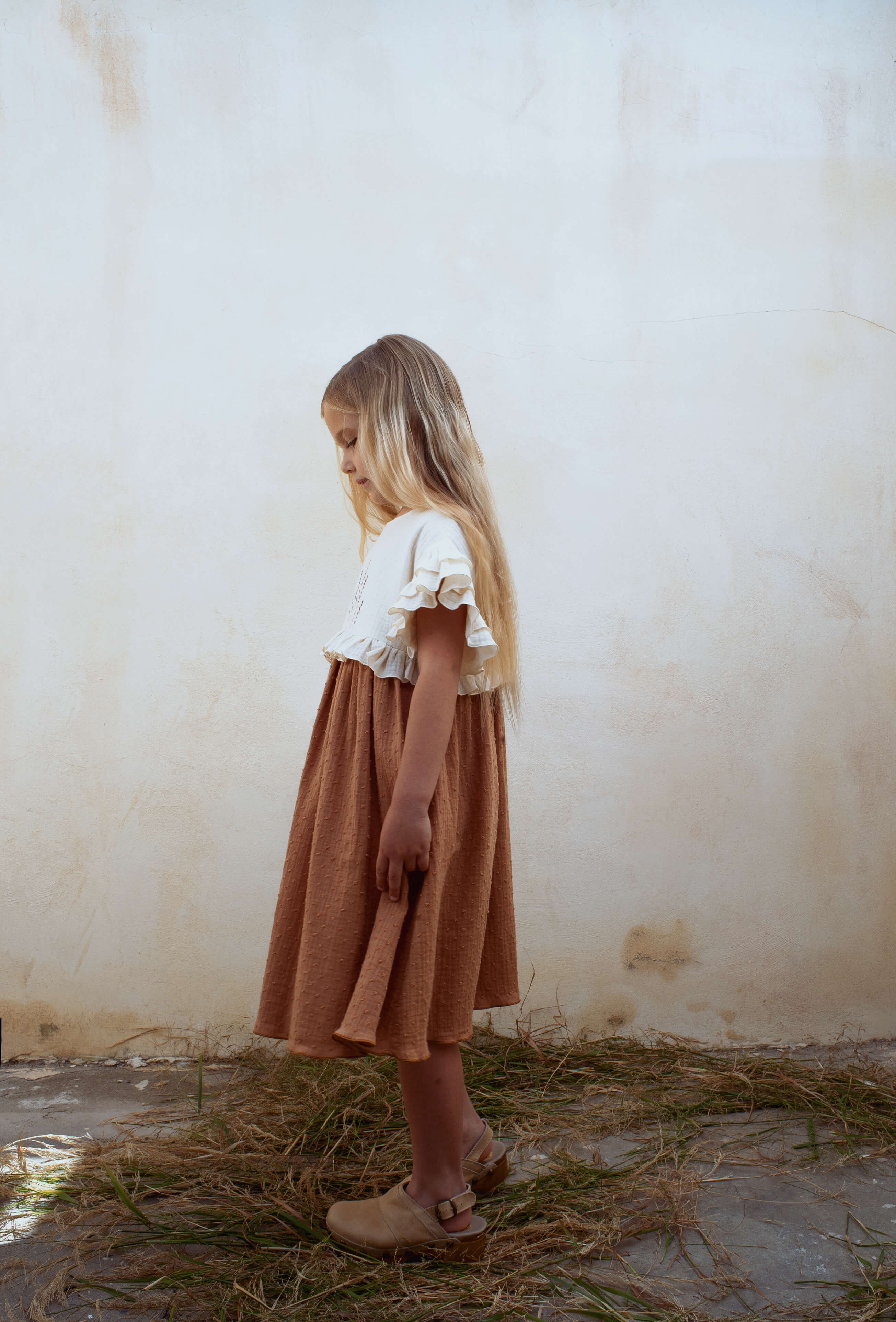 ★ MARRON EDITION★  25 Summer_ Ivory Pintuck Dress Brown Halter Linen-blend Midaxi Dress – Ro&Zo