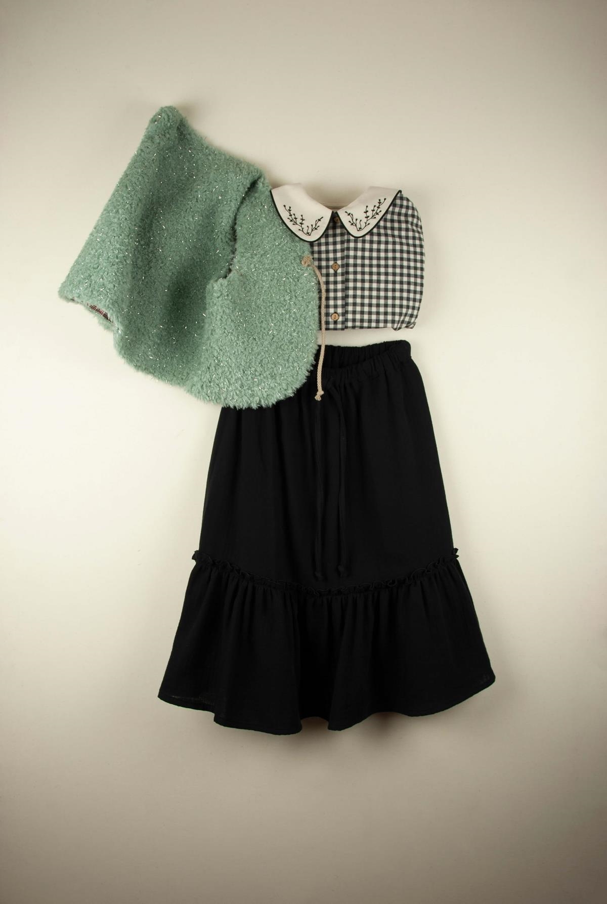 Mod.19.4 Black midi-length skirt with frill | AW21.22 Mod.19.4 Black midi-length skirt with frill | 1