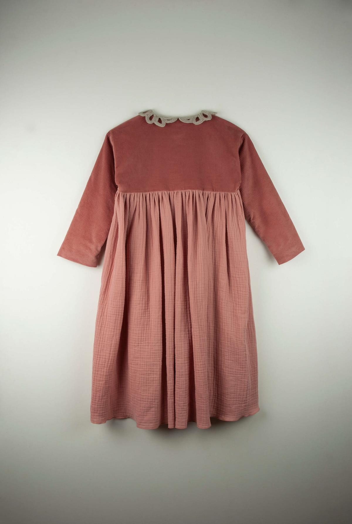 Mod.35.2 Pink dress with guipure neckline | AW21.22 Mod.35.2 Pink dress with guipure neckline | 1