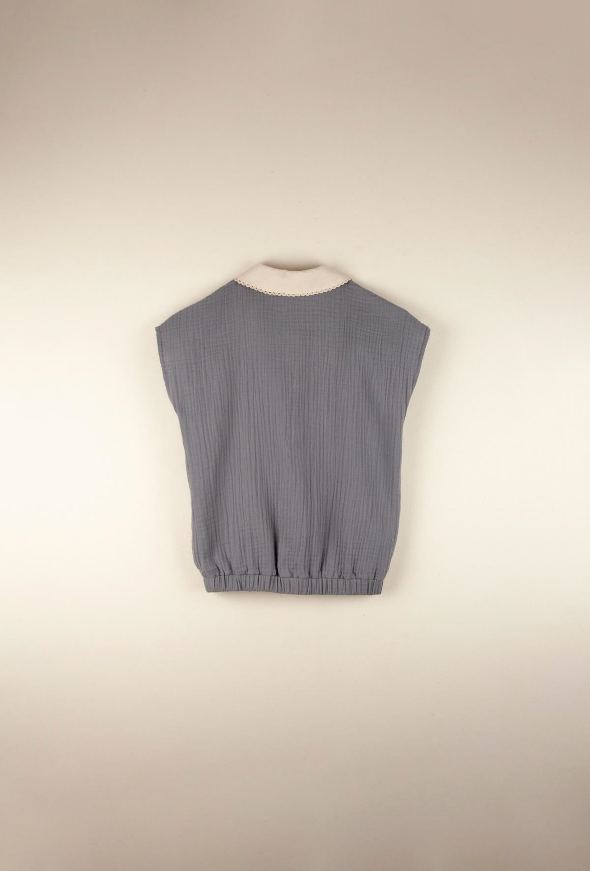 Mod.17.3 Greyish-blue organic blouse with embroidered collar | SS22 Mod.17.3 Greyish-blue organic blouse with embroidered collar | 1