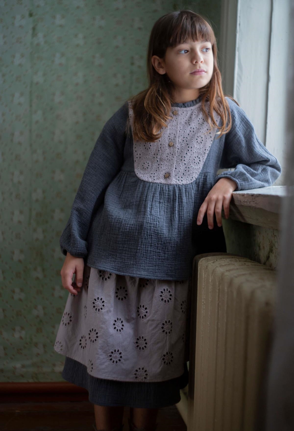 Mod.18.1 Grey skirt with Swiss embroidery | AW22.23 Mod.18.1 Grey skirt with Swiss embroidery