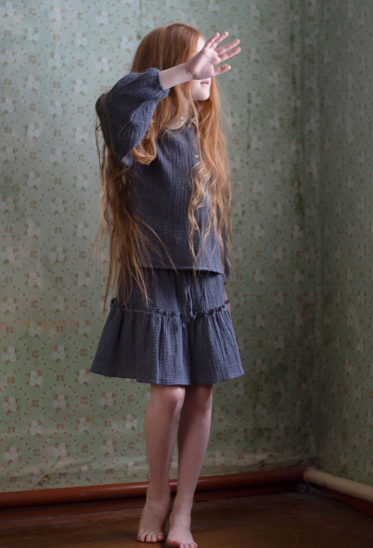 Mod.20.1 Dark grey skirt with frill in organic fabric | AW22.23 Mod.20.1 Dark grey skirt with frill in organic fabric