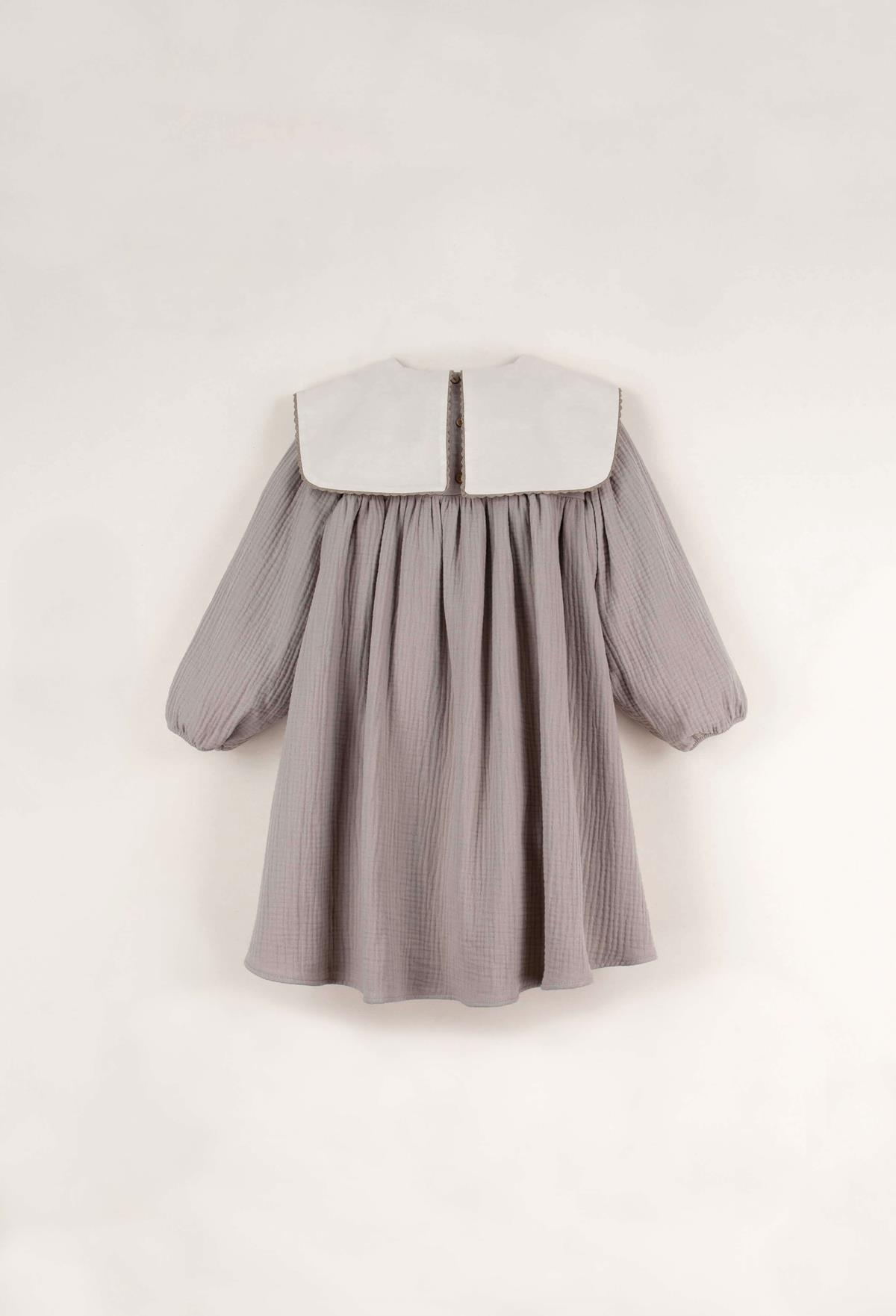 Mod.31.1 Taupe dress in organic fabric with embroidered yoke | AW22.23 Mod.31.1 Taupe dress in organic fabric with embroidered yoke