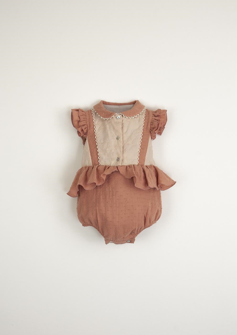 Mod.8.2 Organic coral romper suit with collar | SS23 Mod.8.2 Organic coral romper suit with collar