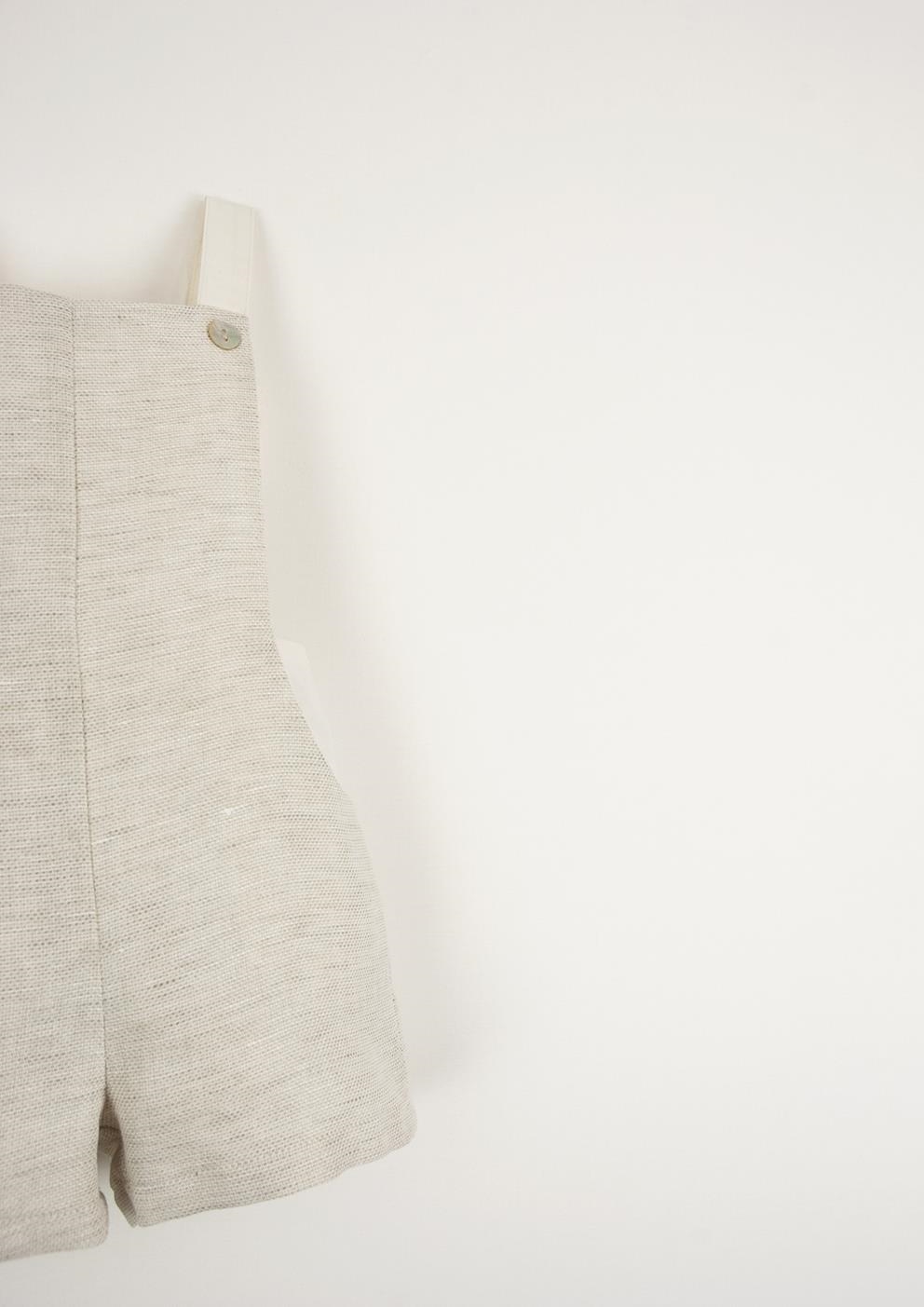 Mod.14.4 Dungarees in a neutral colour | SS23 Mod.14.4 Dungarees in a neutral colour