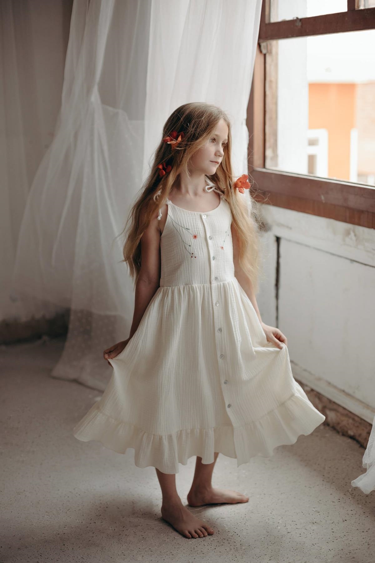 Mod.35.1 Off-white organic dress with straps | SS23 Mod.35.1 Off-white organic dress with straps