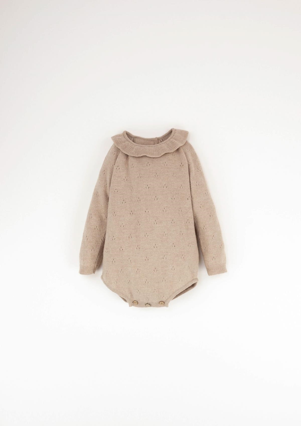 Mod.5.2 Beige knitted romper suit with frilled collar | AW23.24 Mod.5.2 Beige knitted romper suit with frilled collar