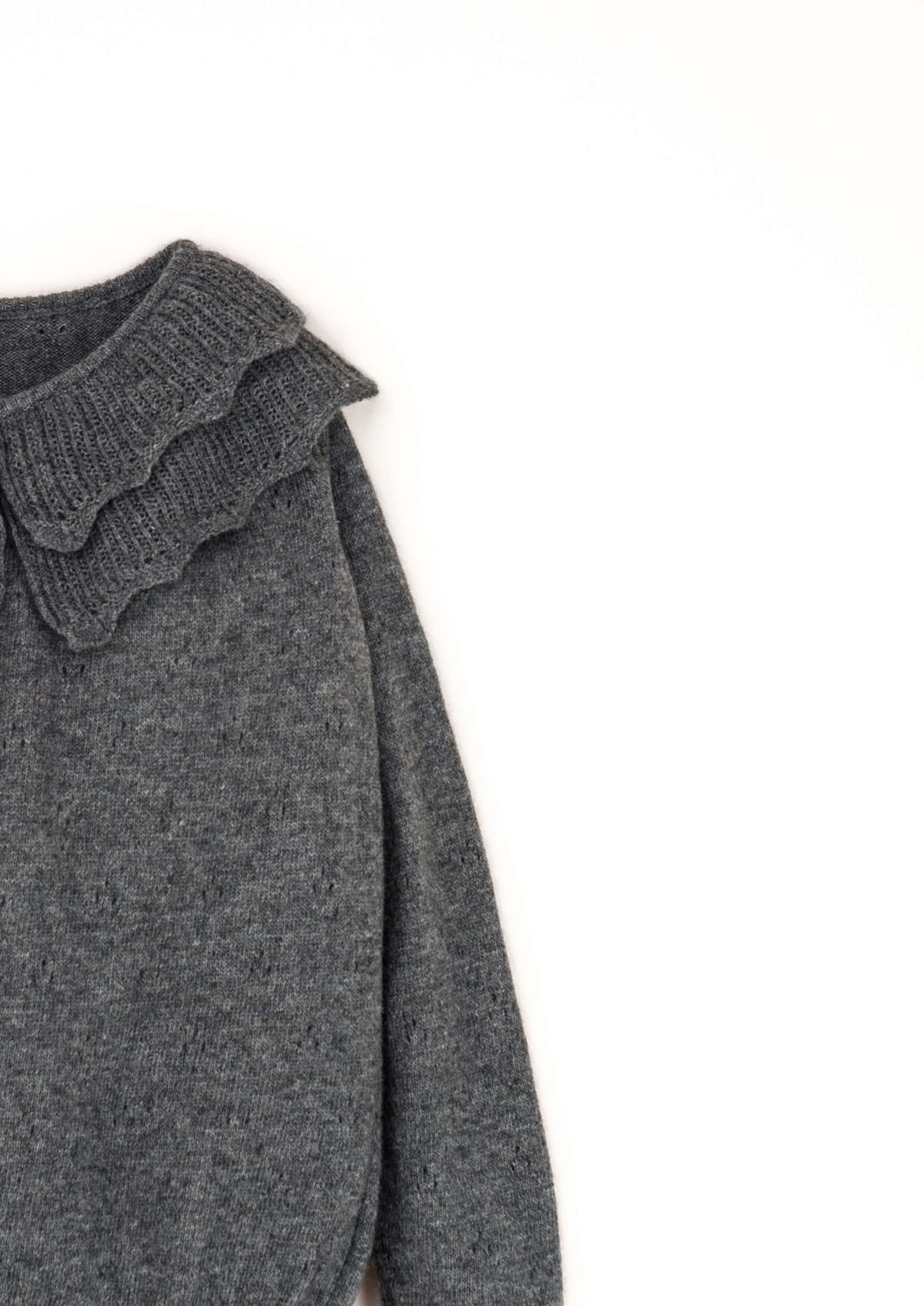 Mod.16.4 Grey knitted jersey with double frill collar | AW23.24 Mod.16.4 Grey knitted jersey with double frill collar