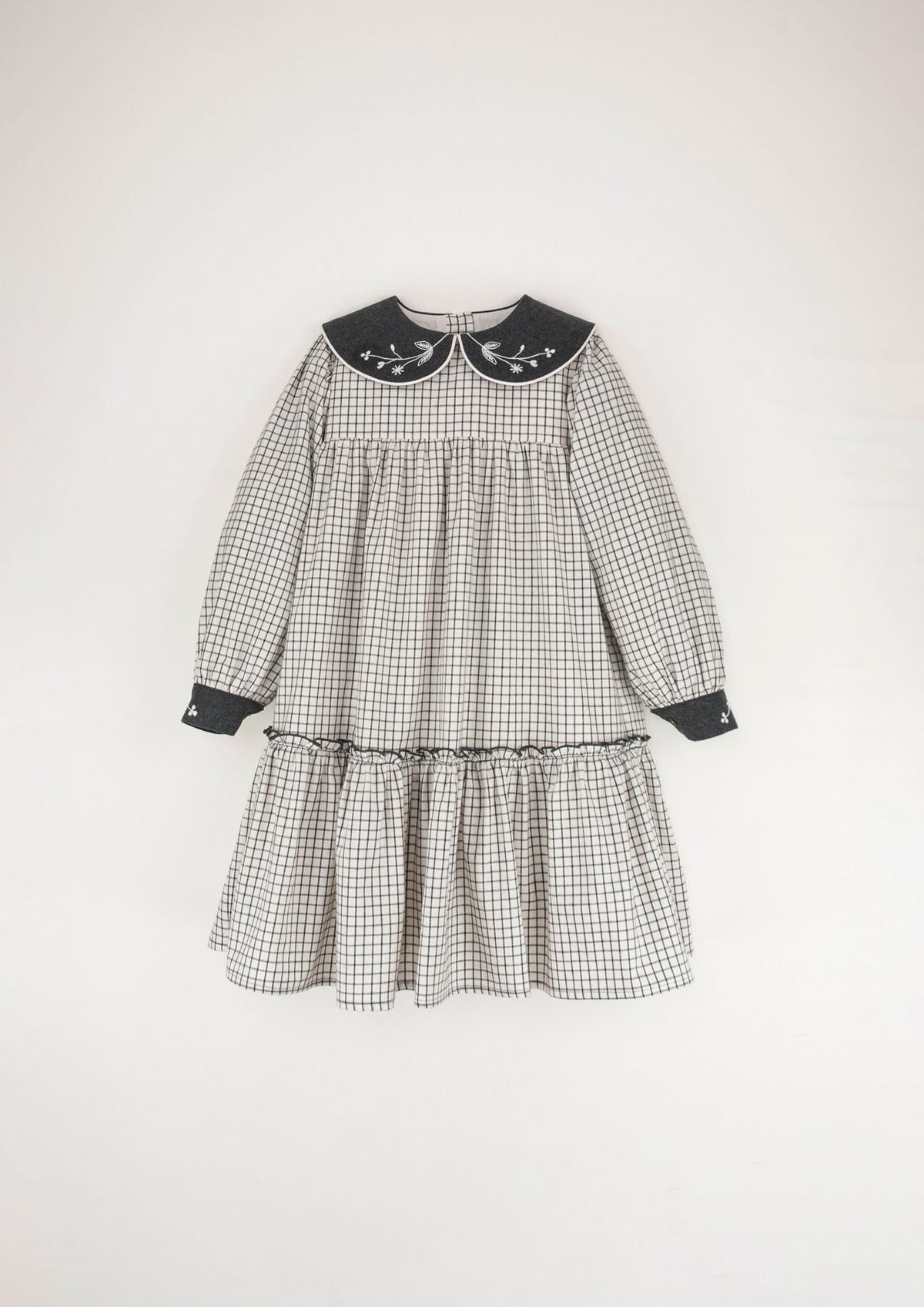 Mod.33.3 Off-white check dress with embroidered collar | AW23.24 Mod.33.3 Off-white check dress with embroidered collar
