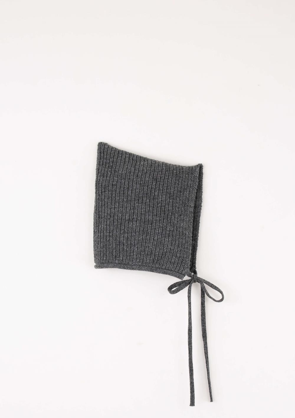 Mod.63.5 Anthracite grey knitted bonnet | AW2526 Mod.63.5 Anthracite grey knitted bonnet