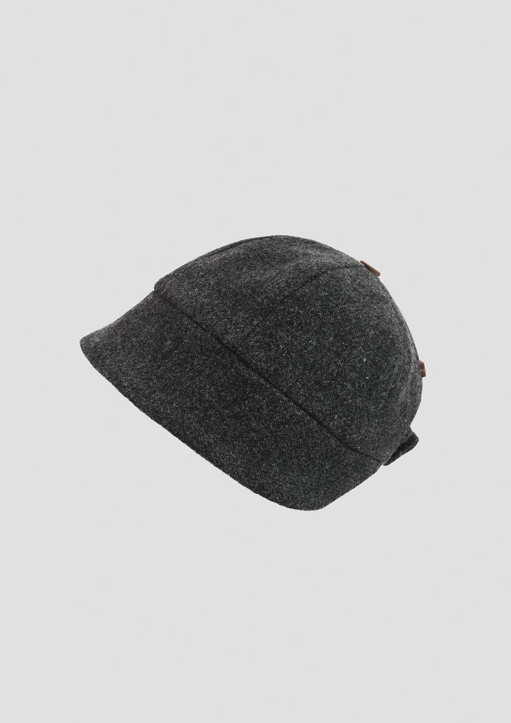 Mod.65.3 Dark grey woollen bonnet with peak | AW26.27 Mod.65.3 Dark grey woollen bonnet with peak