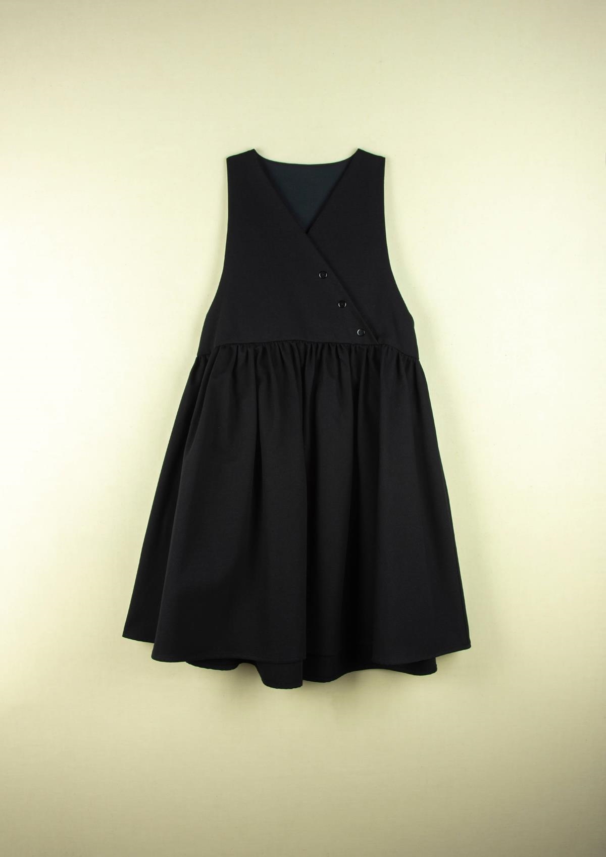 Mod.29.3 Black pinafore dress | AW20.21 Mod.29.3 Black pinafore dress | 1