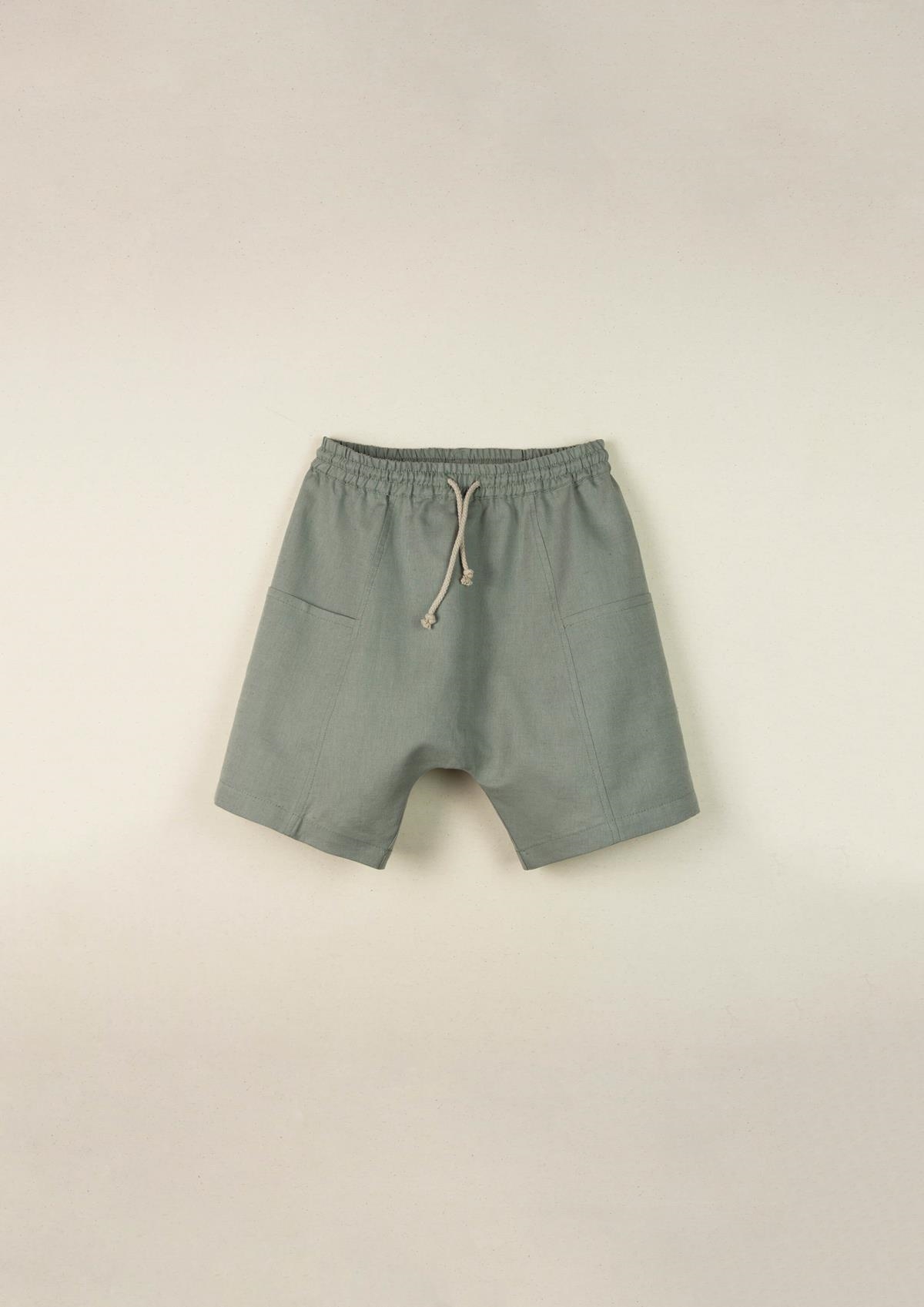 Mod.8.1 Green baggy bermuda shorts with deep pocket | SS21Mod.8.1 Green baggy bermuda shorts with deep pocket | 1